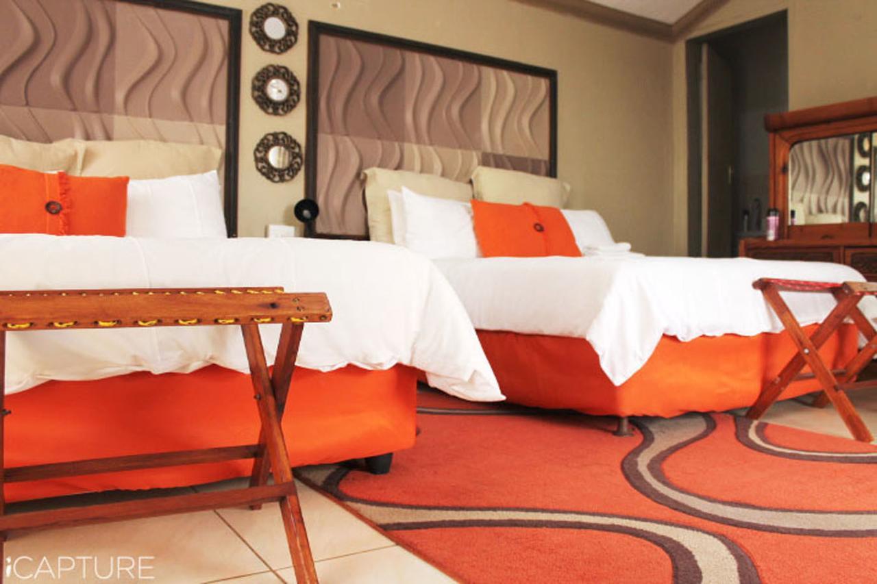 Vicky B Bed And Breakfast Mogwase Экстерьер фото